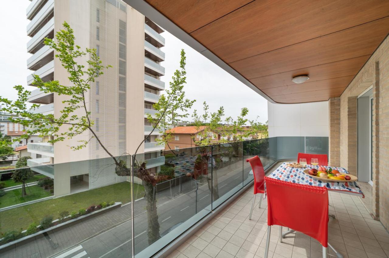 Ferienwohnung Residenza Monica Lignano Sabbiadoro Exterior foto