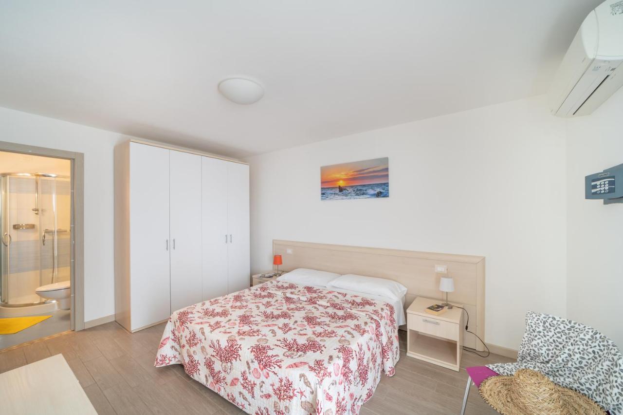 Ferienwohnung Residenza Monica Lignano Sabbiadoro Exterior foto
